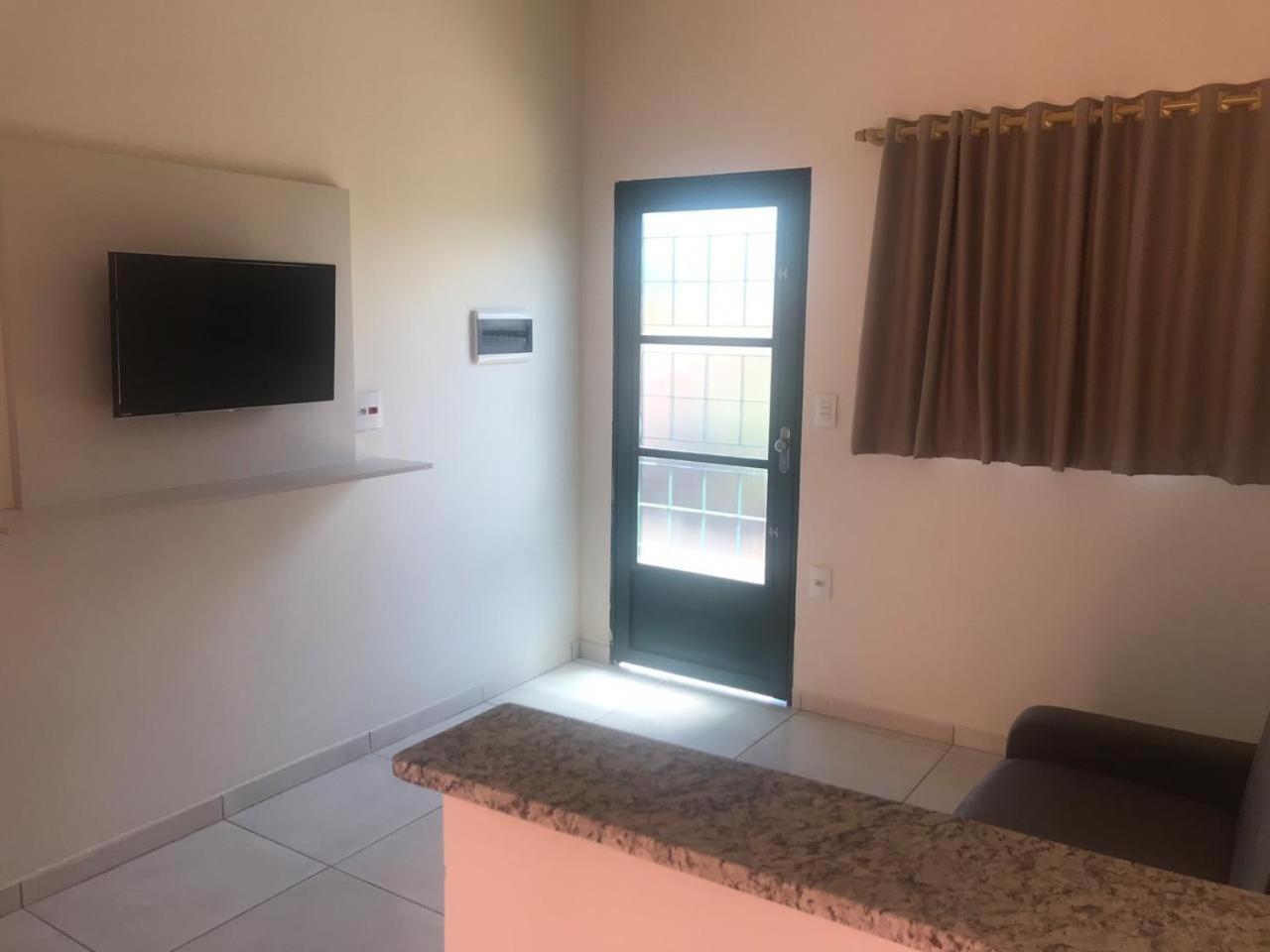 Flat Thermas Olimpia - 300 Metros Do Thermas Dos Laranjais מראה חיצוני תמונה